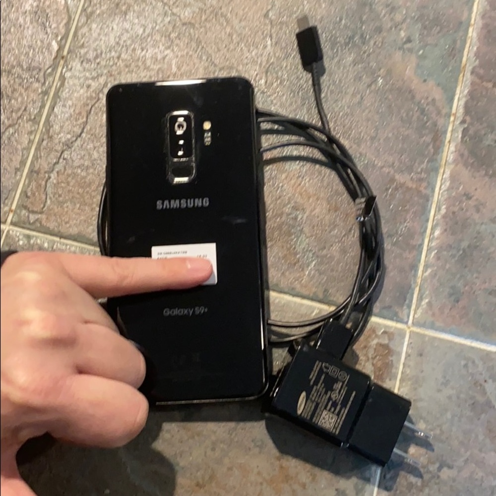 Samsung S9+ unlocked FLAWLESS